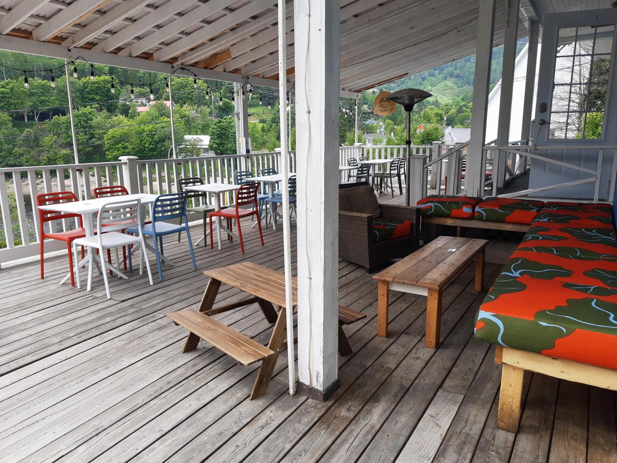 Auberge Aventure Rose Des Vents Sainte-Rose-du-Nord Ngoại thất bức ảnh